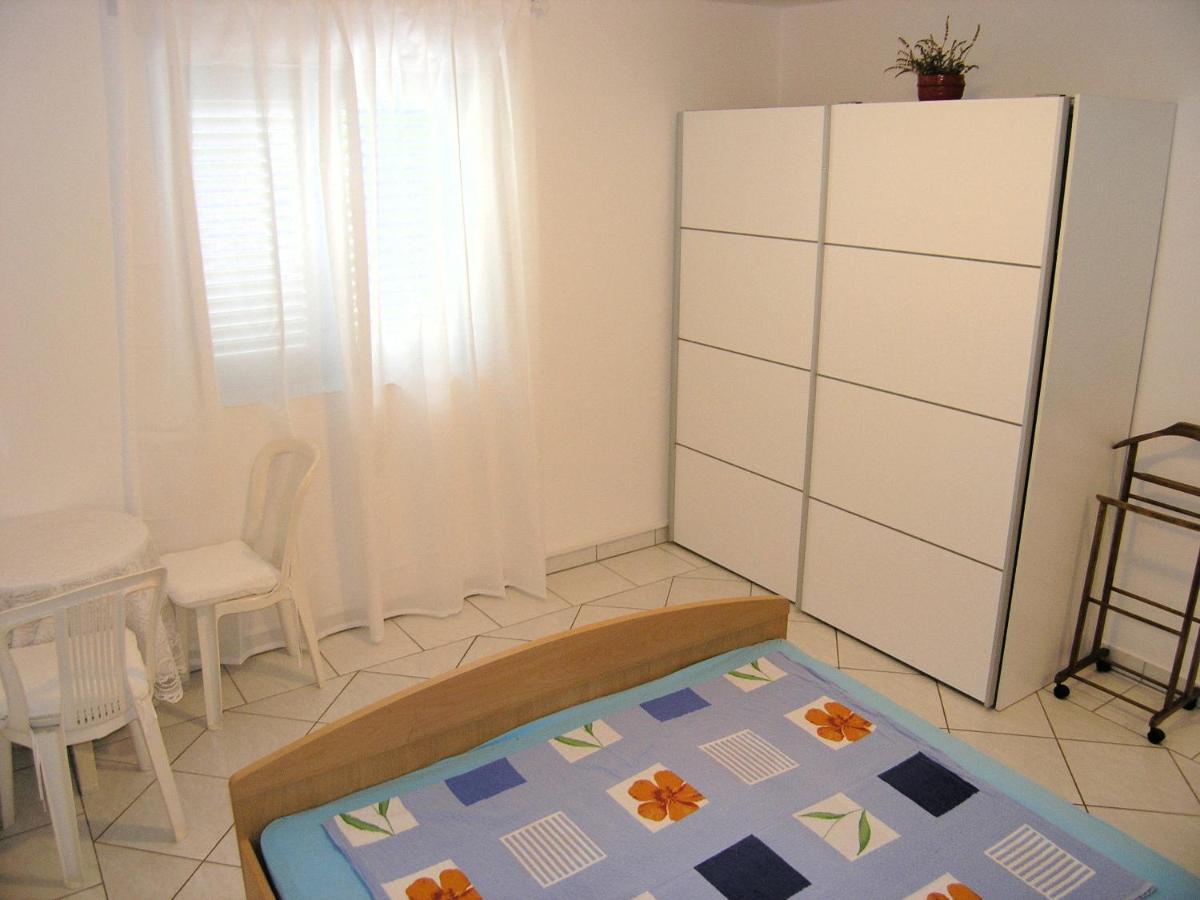 Apartments Murgic 克尔克 外观 照片