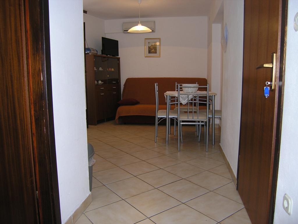 Apartments Murgic 克尔克 外观 照片