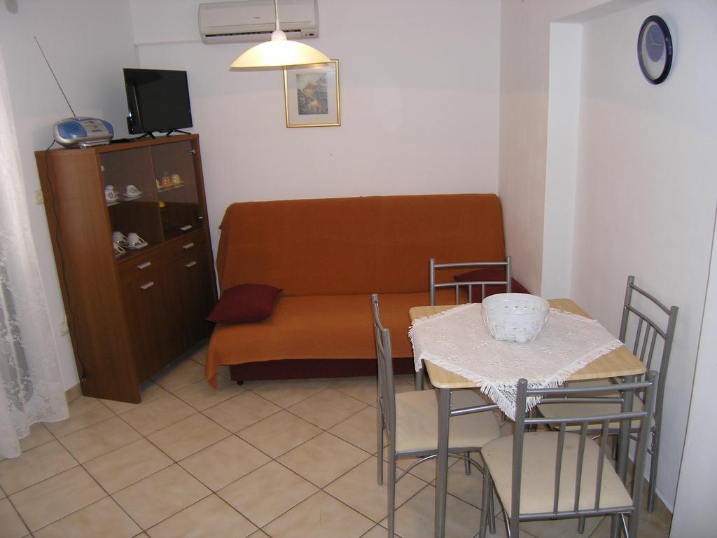 Apartments Murgic 克尔克 外观 照片