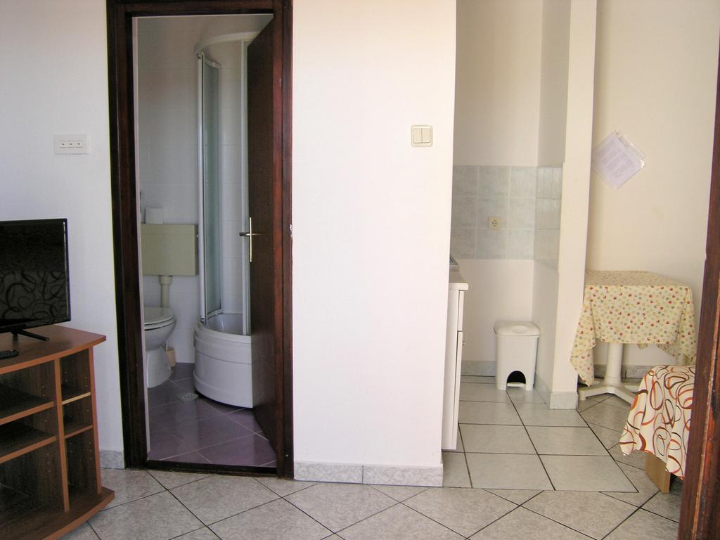 Apartments Murgic 克尔克 外观 照片